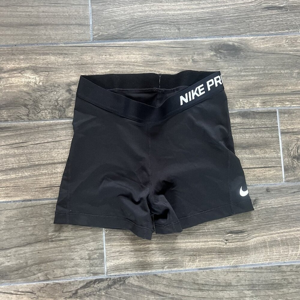 Black Nike Pro Medium Shorts (063)
